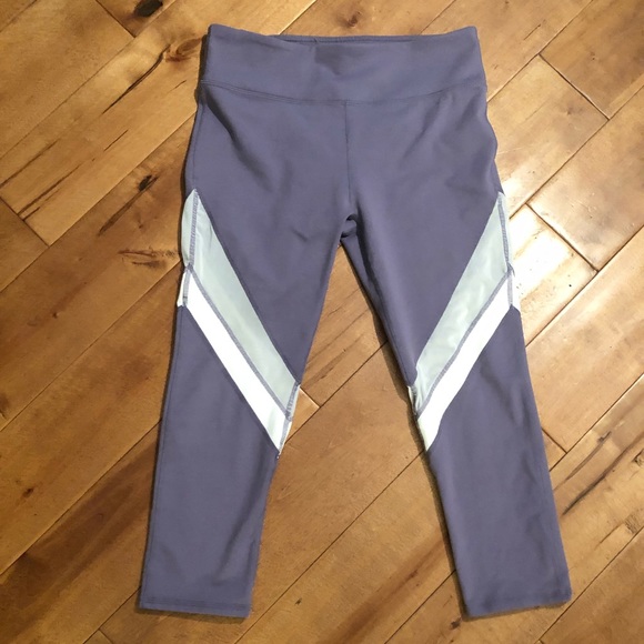 Fabletics Purple Mesh Leggings Size XSMALL - Picture 3 of 7